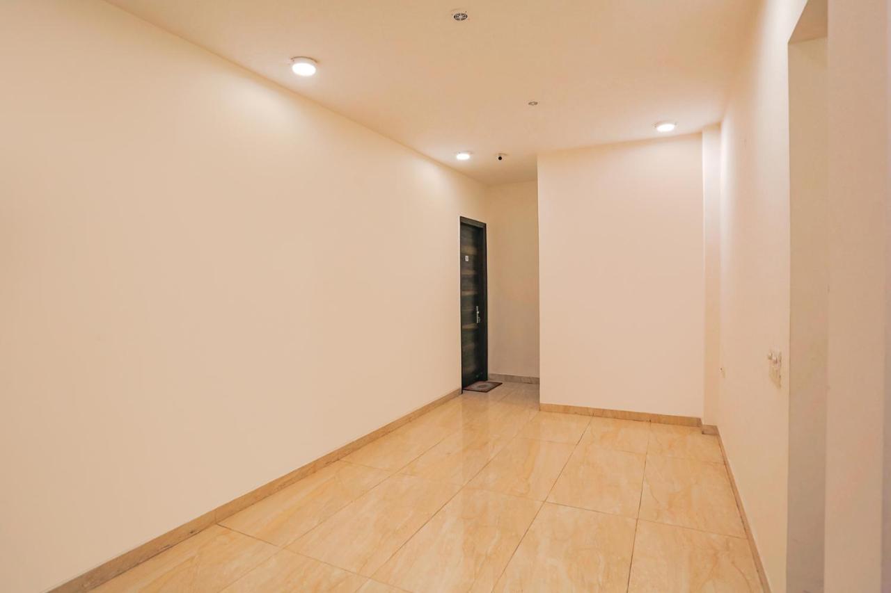 Fabhotel Ab Inn Huda City Center Gurgaon Exteriör bild